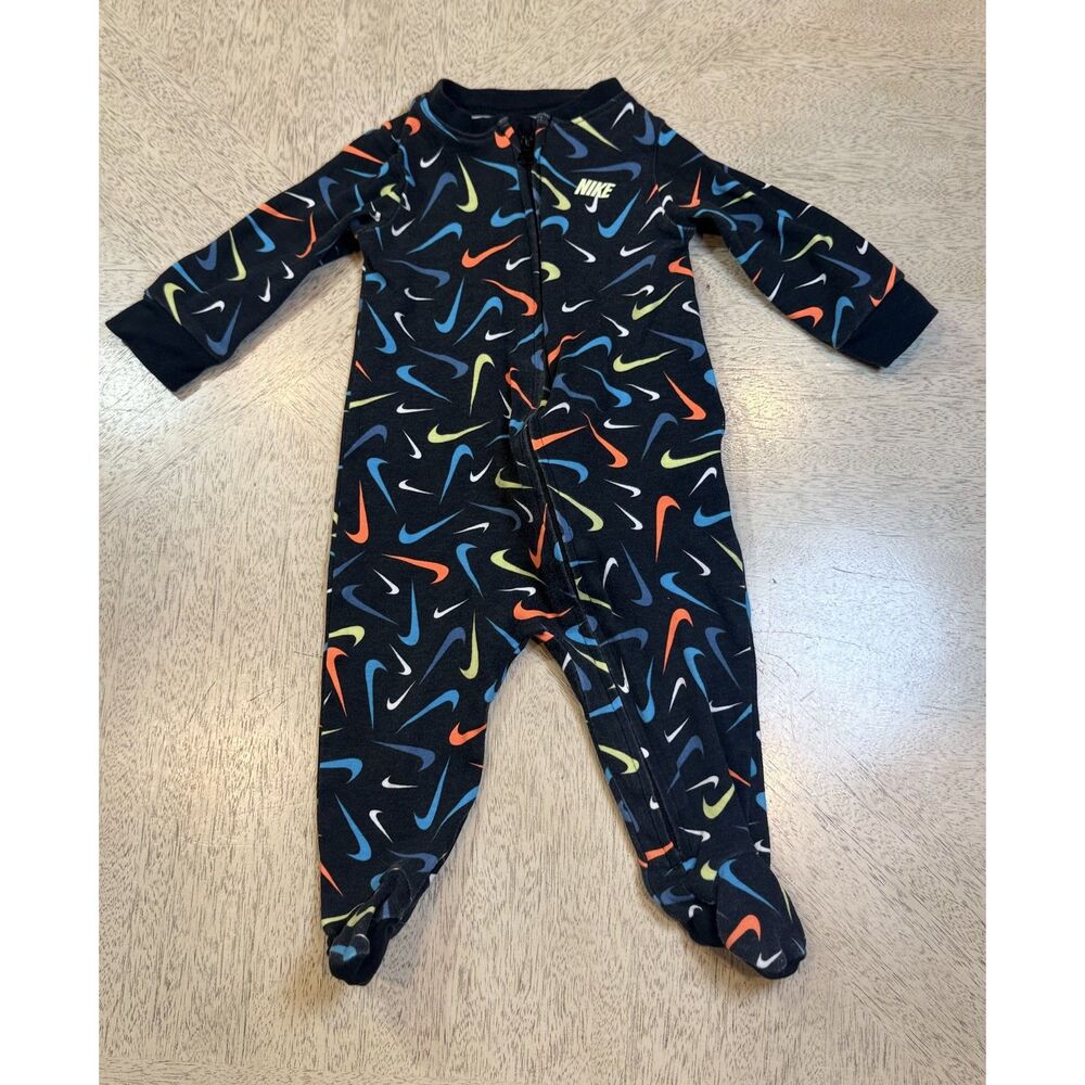 Nike Baby 6 Months Footed Sleeper Black Multicolor Swoosh Logo Zip One Piece